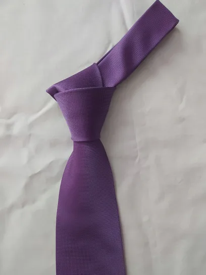 ELEGANCKI KRAWAT DOBRA JAKOŚĆ Inna marka