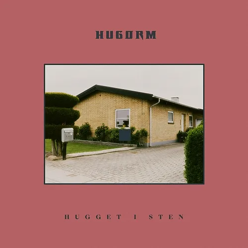 HUGGET I STEN HUGORM