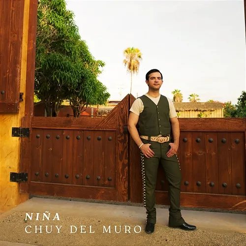 Niña Chuy Del Muro