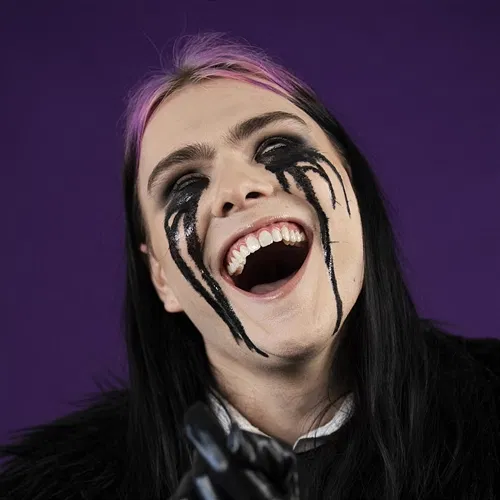 SAY PLEASE! Kim Dracula