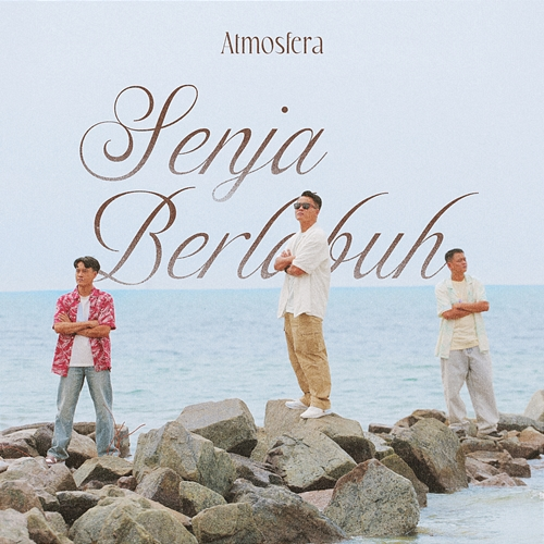 Senja Berlabuh Atmosfera