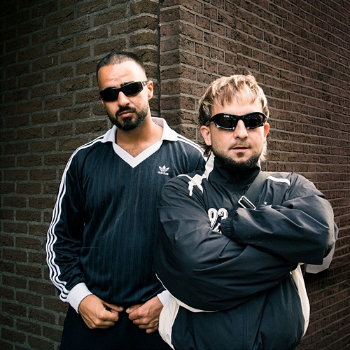 Shake Anuuk, Mr. Polska, Kø:lab