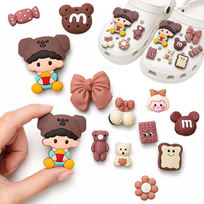 Przypinki do Crocs 15 szt -UROCZY ZESTAW CUTE BRĄZ KAWAII DLA DZIEWCZYNKI
