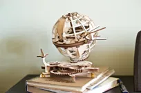 Ugears, mechaniczny model do samodzielnego składania Globus
