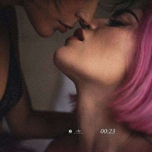 00:23 Roshelle