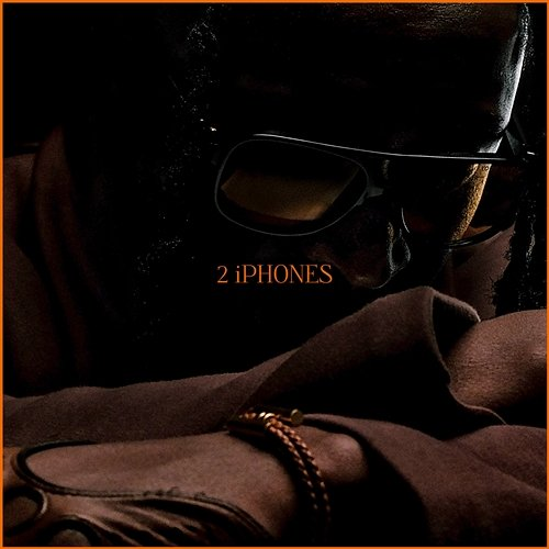 2 iPHONES Eves Laurent