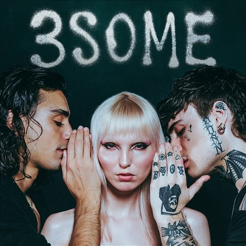 3SOME Rosa Chemical, VillaBanks