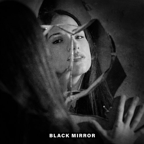 Black Mirror Paola Di Leo
