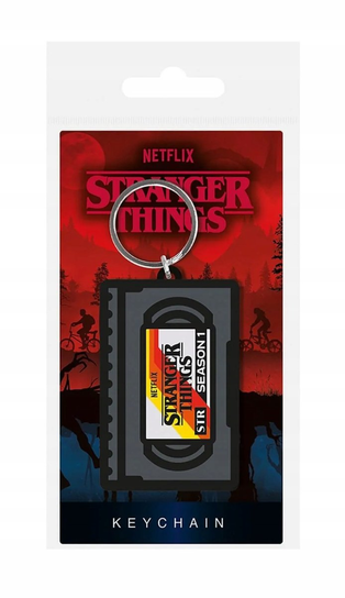Brelok do kluczy Stranger Things VHS zawieszka gumowa breloczek Pyramid Posters