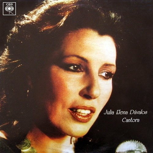 Cantora Julia Elena Dávalos