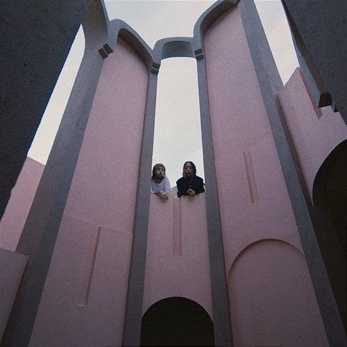 Comme Toi Gabriela Richardson, Lewis OfMan
