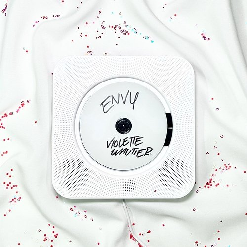 ENVY Violette Wautier