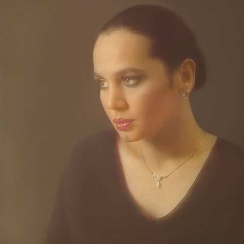 Firuze Sezen Aksu