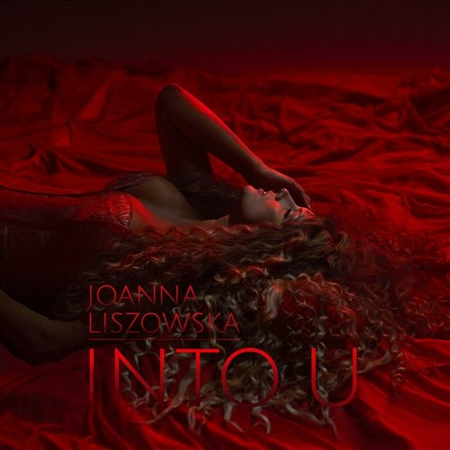 Into U Joanna Liszowska
