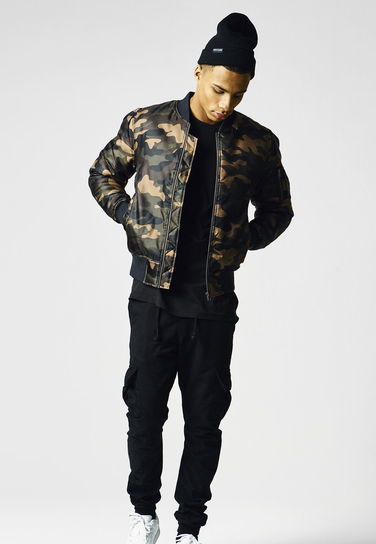 kurtka flyers CAMO BASIC BOMBER woodcamo-M Urban Classics