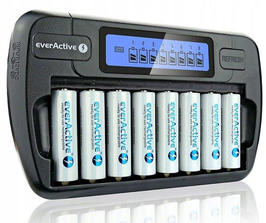 Ładowarka Akumulatorki Bateria AAA R3 AA R6 na USB-C everActive 8-kanałowa EverActive