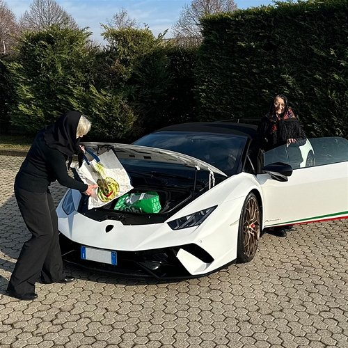 LAMBORGHINI Astro feat. Niky Savage