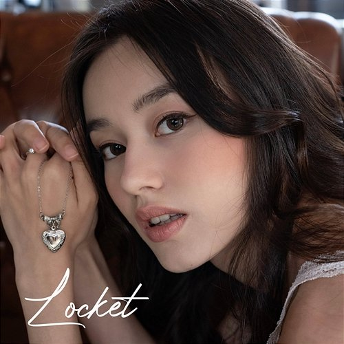 Locket MOLY GROVES