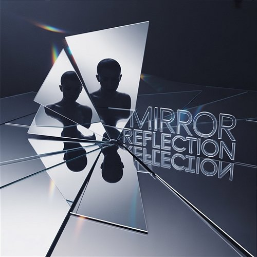 Mirror Reflection Echo Fold