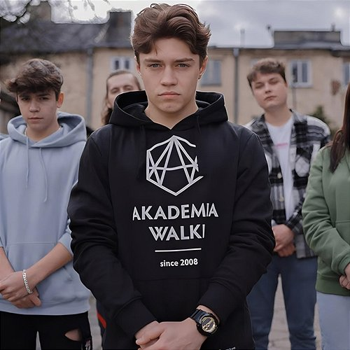 MŁODY CHŁOPAK Cezary Nykiel, Team X