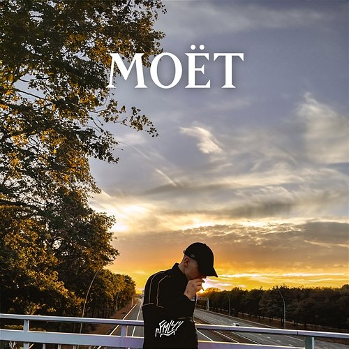 MOET TOMAKA017