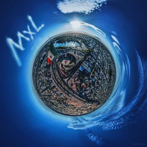 MXL BabyGrec, Edgar Lugo, De La M
