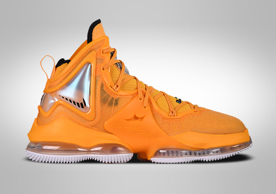 Nike Lebron 19 Hard Hat Nike