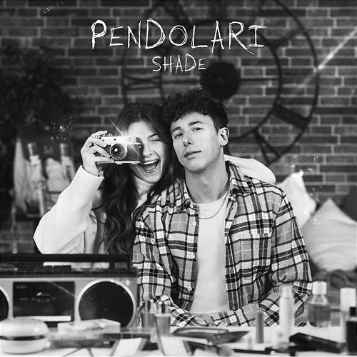 Pendolari Shade, Jaro