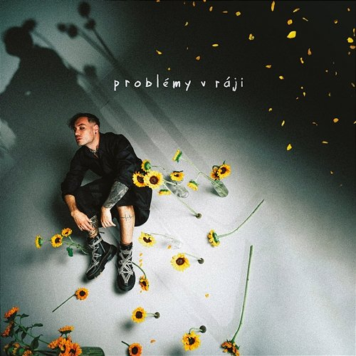problémy v ráji Renne Dang