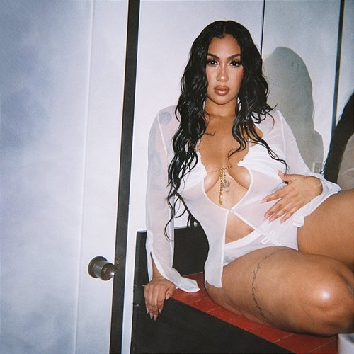 rain... Queen Naija