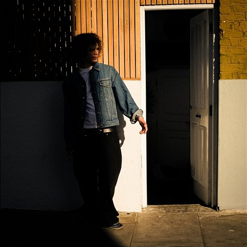 relocate Tommy Saint