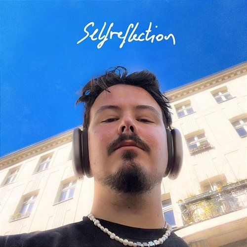 Selfreflection AVAION