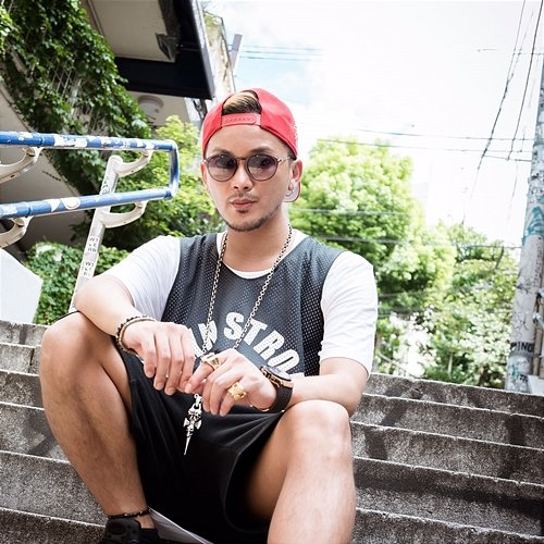 Sky Yuya Karasawa