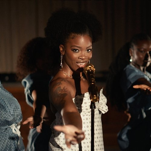 Smoke Ari Lennox