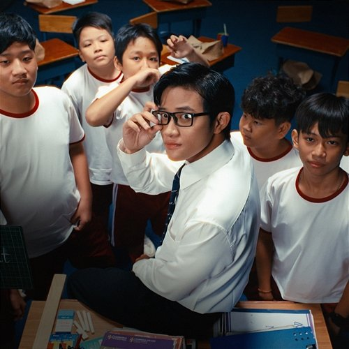 Thầy Đạt Brown, Kriss Ngo