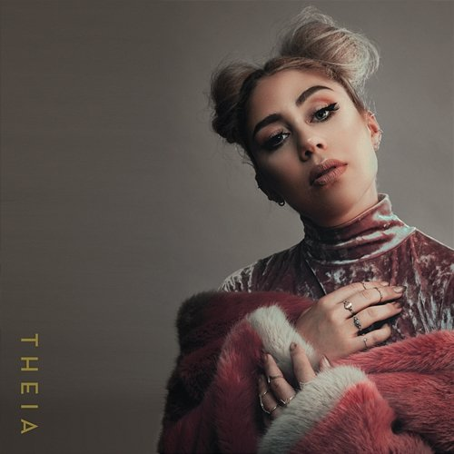 Theia Theia