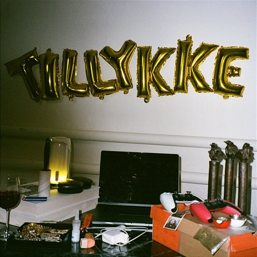 TILLYKKE Kesi