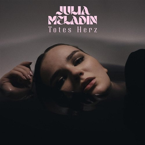 Totes Herz Julia Meladin