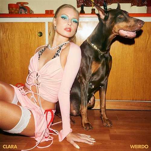 Weirdo Saint clara