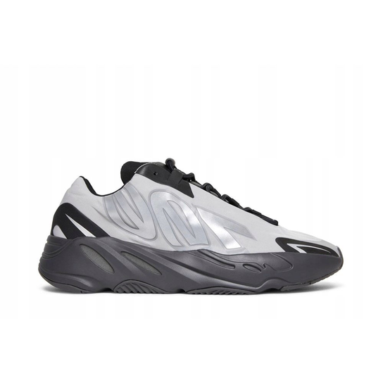 Yeezy Boost 700 MNVN Adidas
